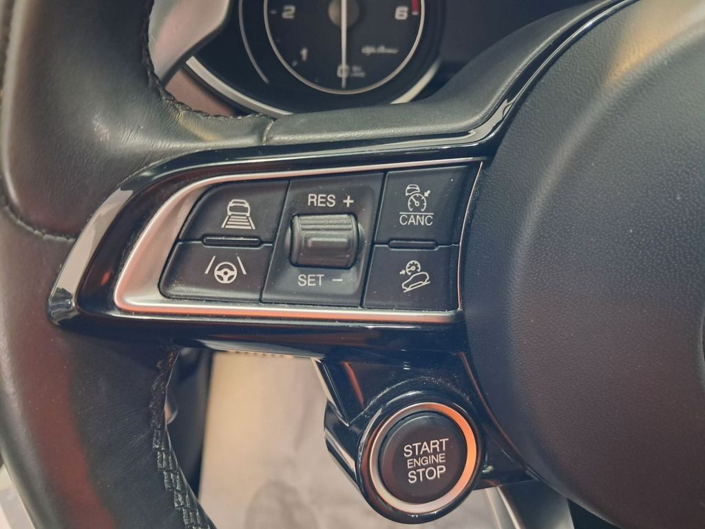 Alfa Romeo Stelvio 2020