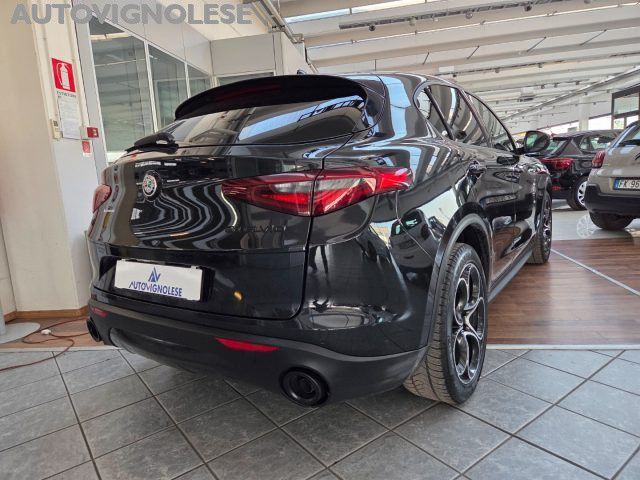 Alfa Romeo Stelvio 2022
