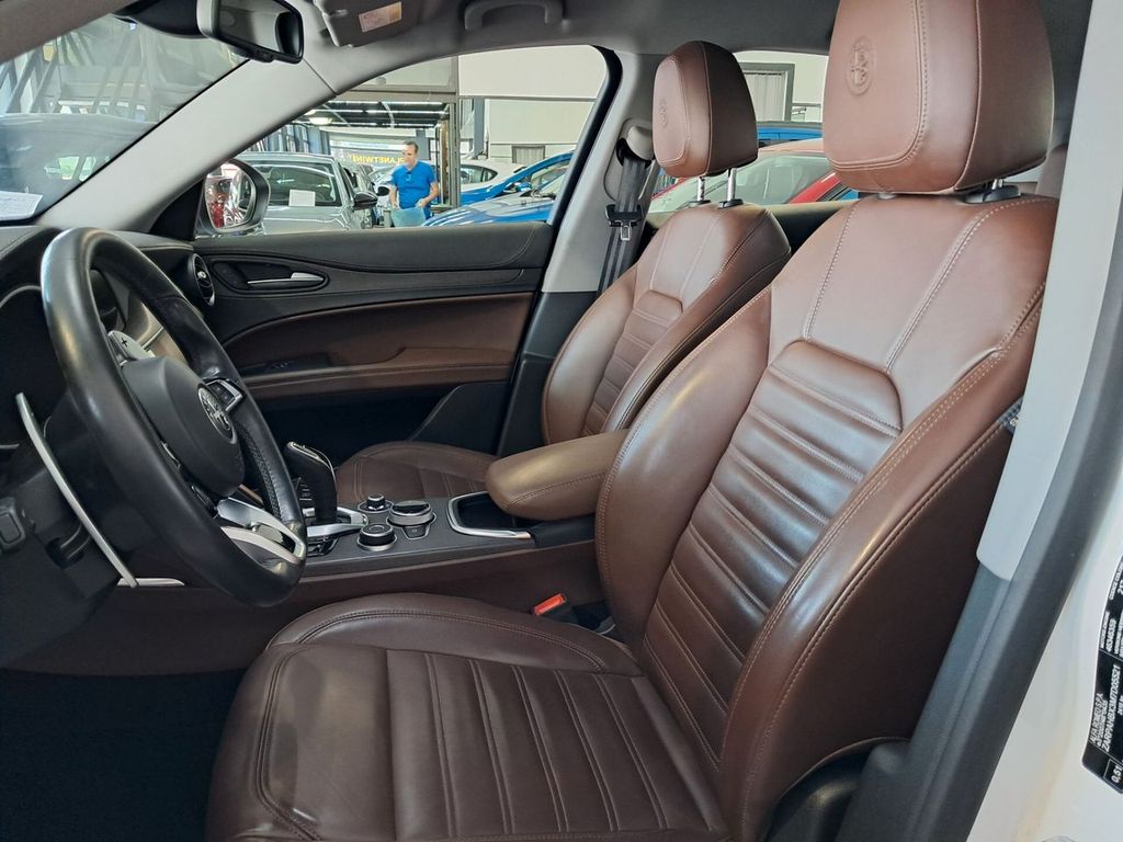 Alfa Romeo Stelvio 2020