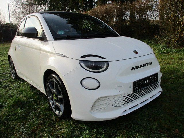 Abarth 500C 2024
