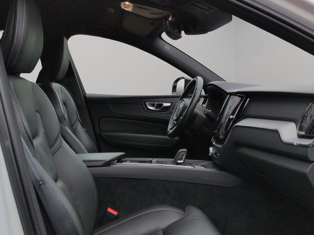 Volvo XC60 2021