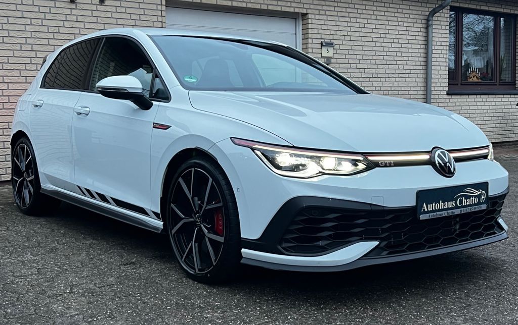 Volkswagen Golf 2021
