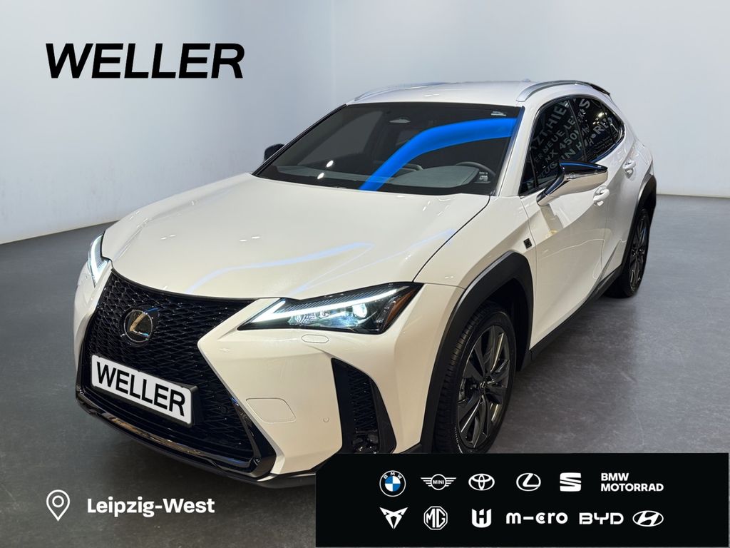 Lexus UX 2025