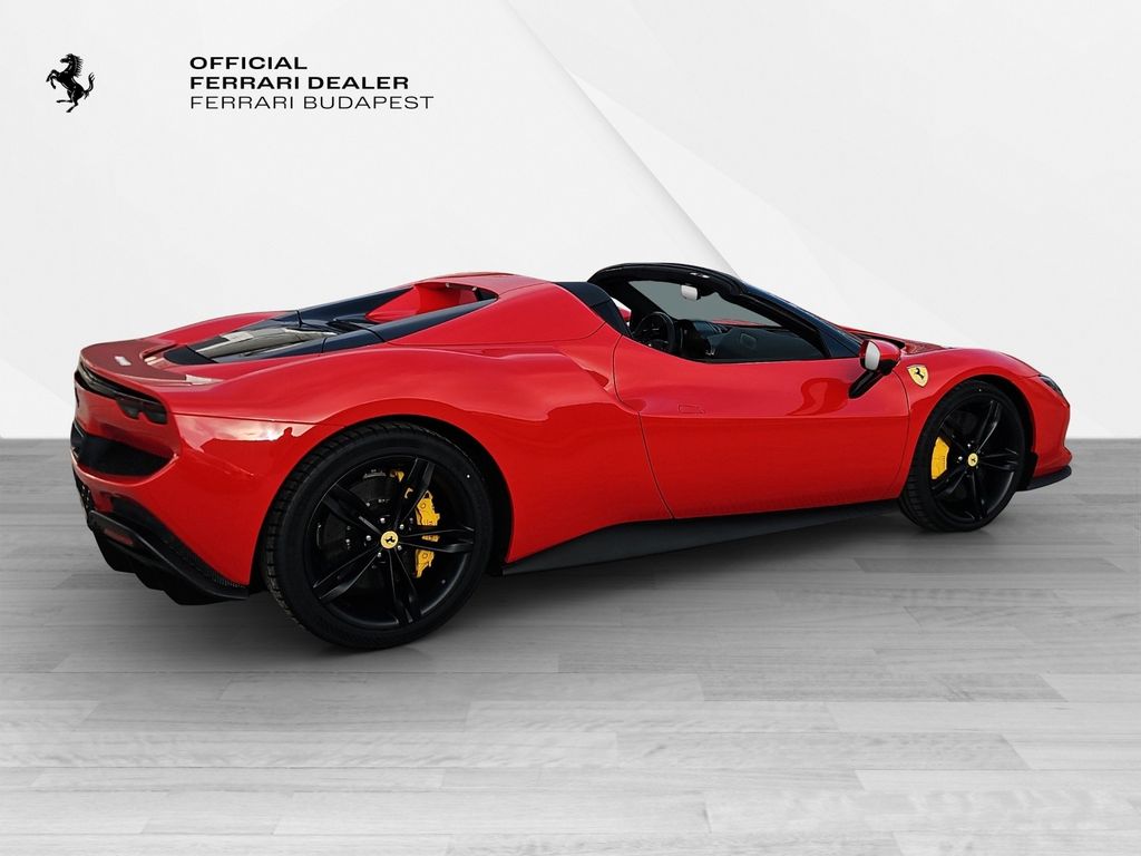 Ferrari 296 GTS 2025