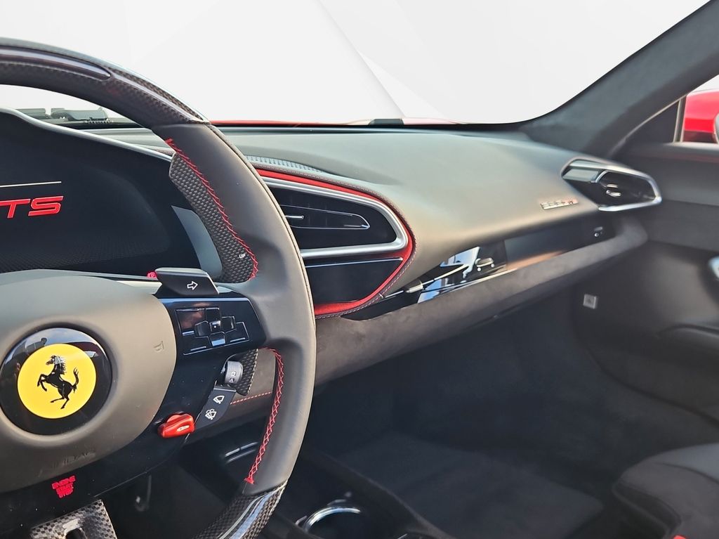 Ferrari 296 GTS 2025