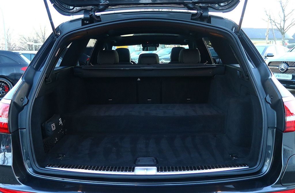 Mercedes-Benz E 300 2020