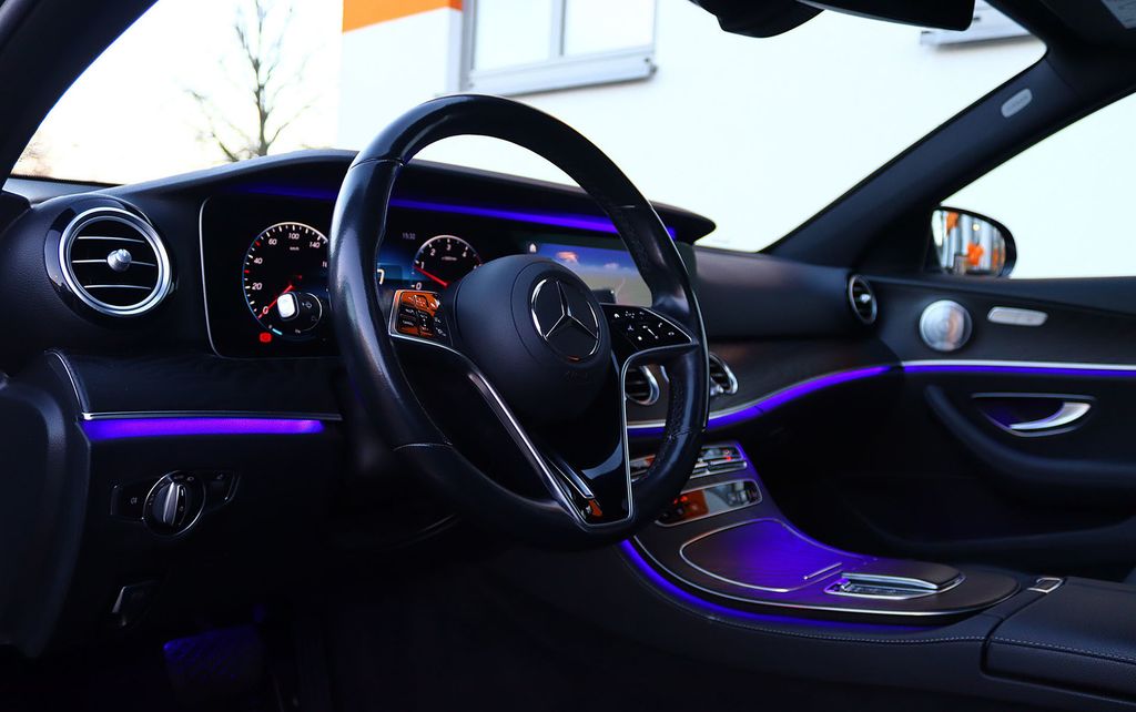 Mercedes-Benz E 300 2020