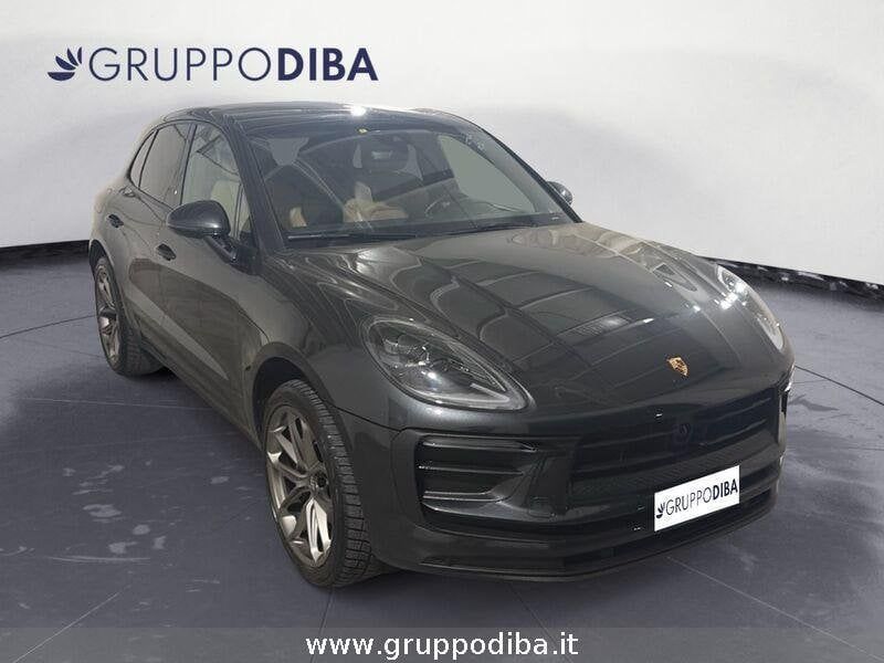 Porsche Macan 2021
