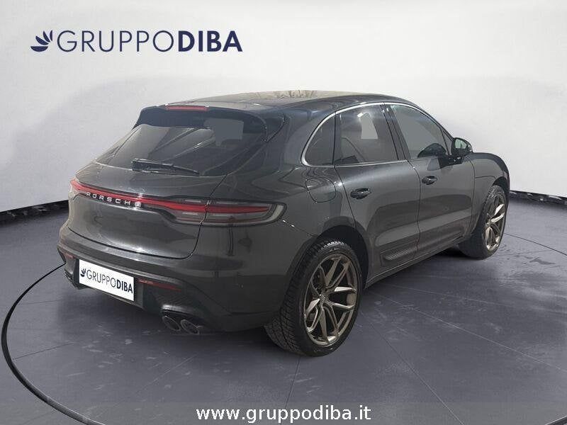 Porsche Macan 2021