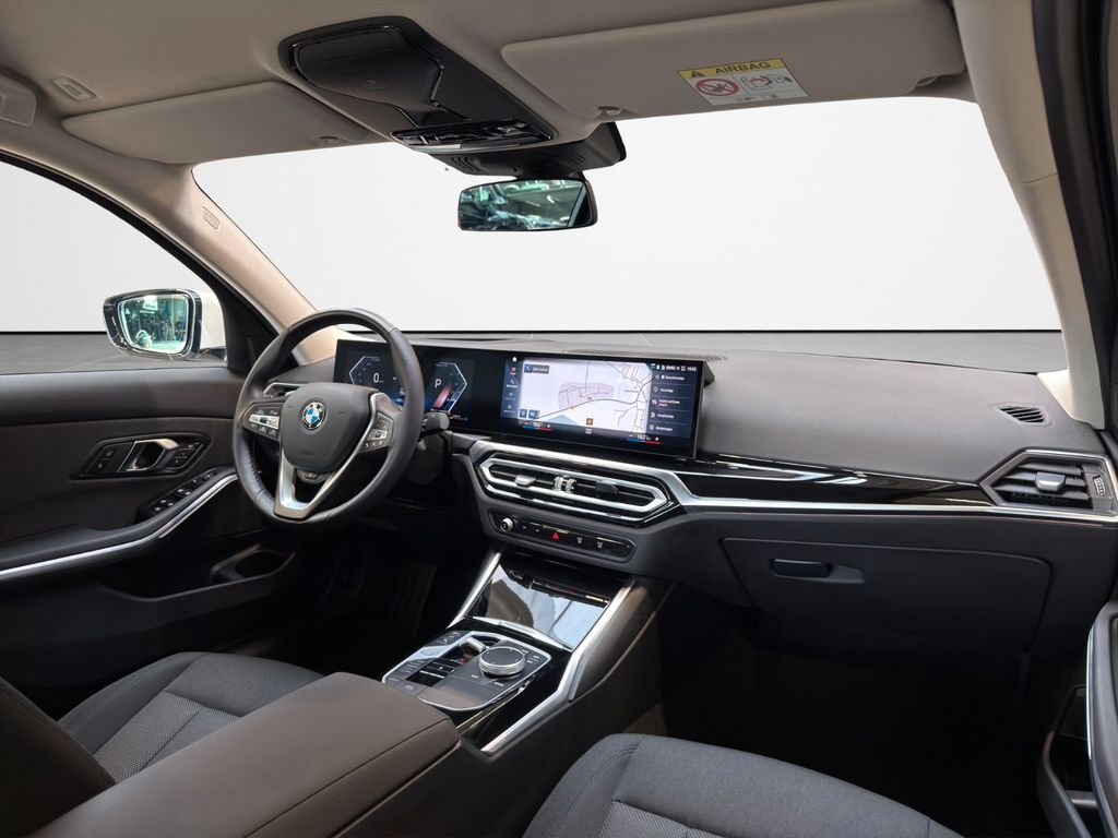 BMW 318 2024