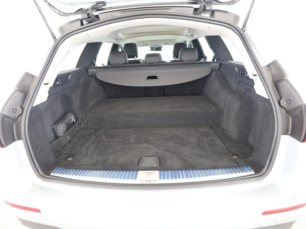 Mercedes-Benz E 300 2021