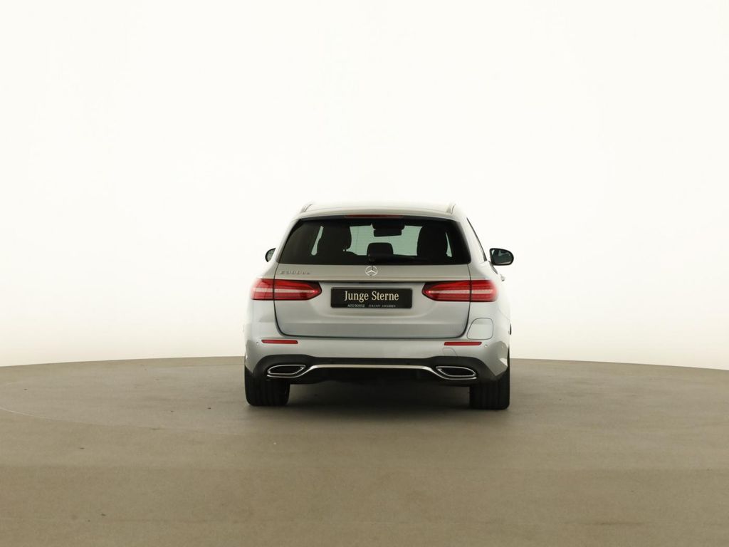 Mercedes-Benz E 300 2021