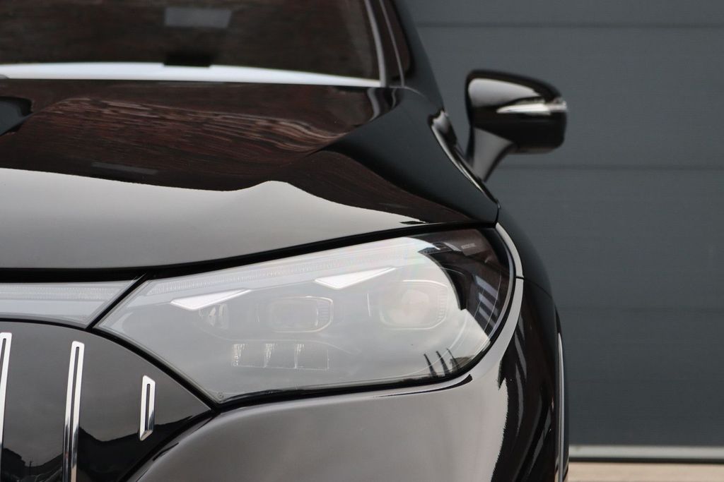 Mercedes-Benz EQE SUV 2024