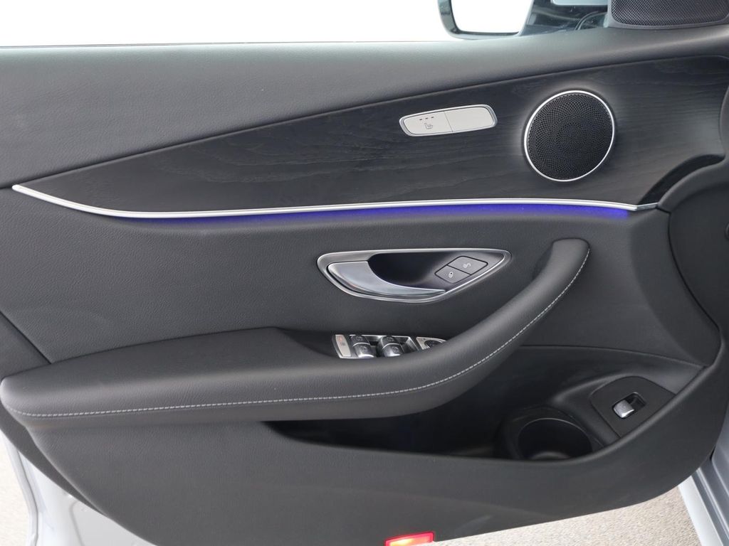 Mercedes-Benz E 300 2021