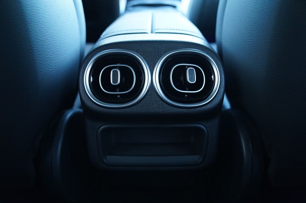 Mercedes-Benz GLC 200 2024