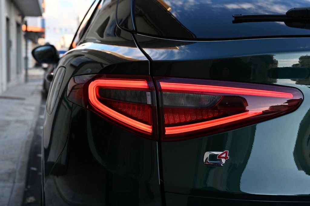 Alfa Romeo Stelvio 2020