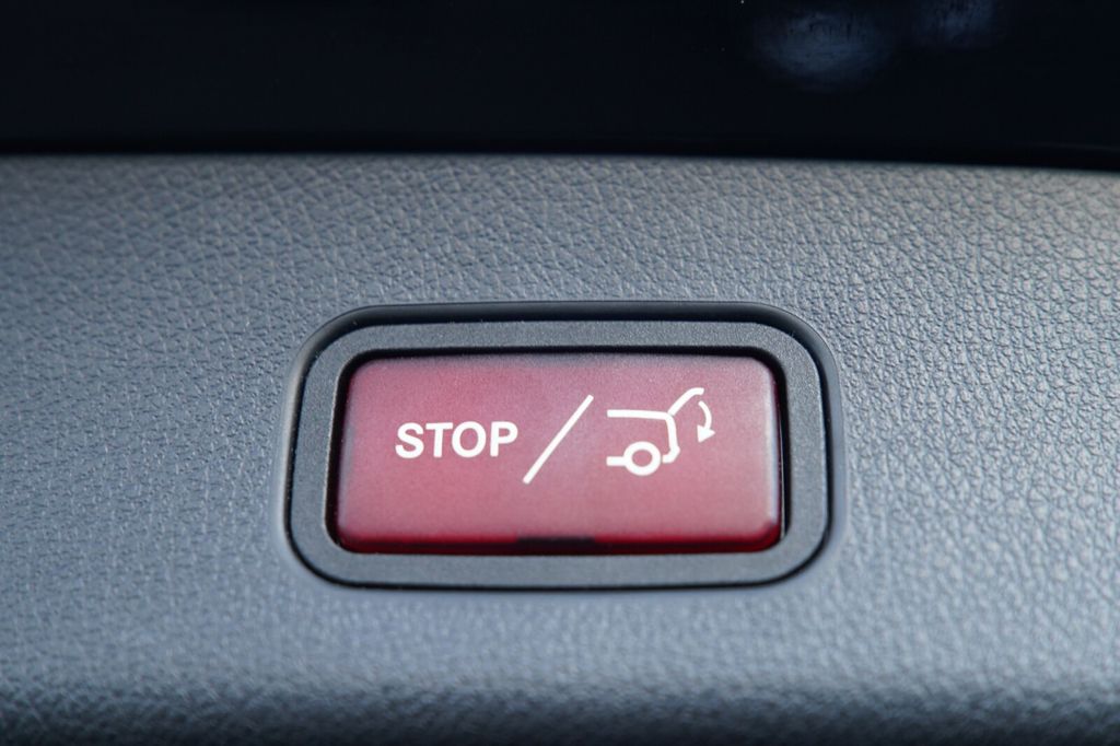 Mercedes-Benz GLC 200 2024