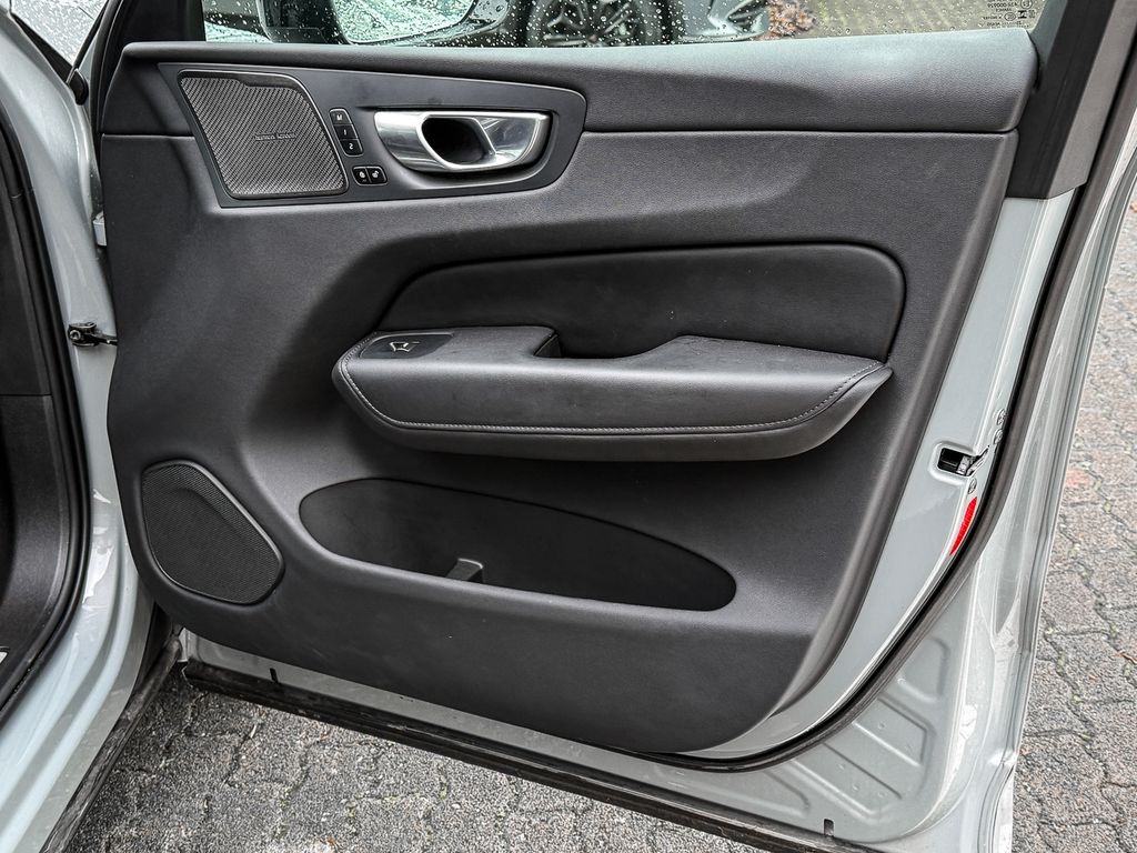 Volvo XC60 2023