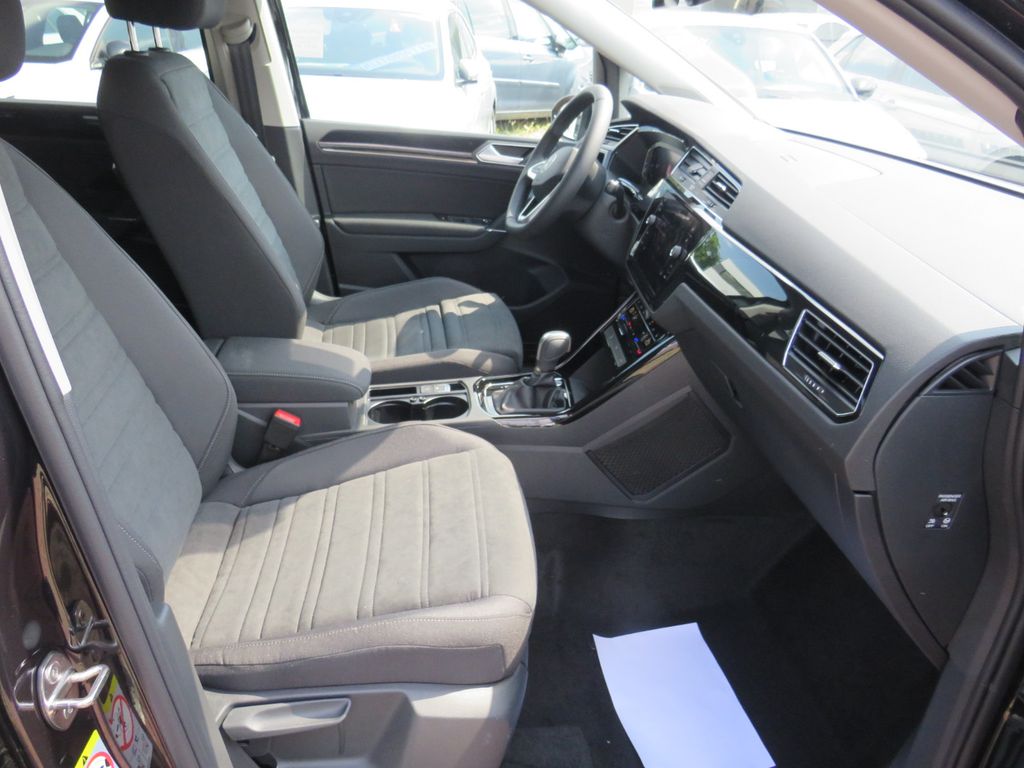 Volkswagen Touran 2025