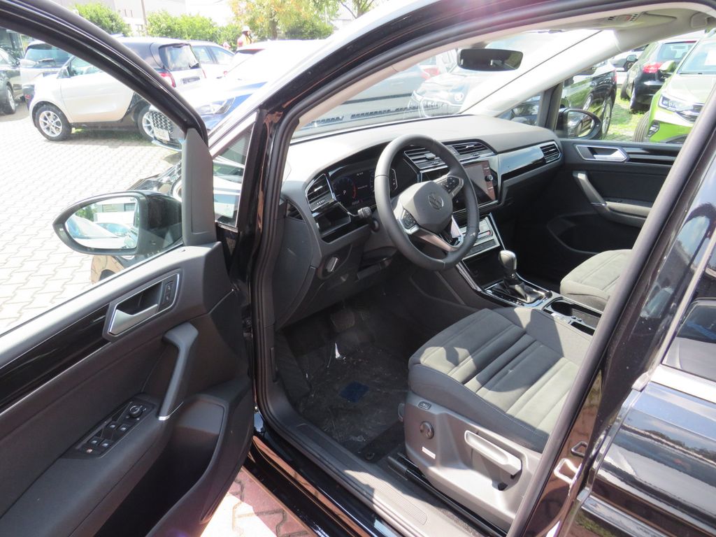 Volkswagen Touran 2025