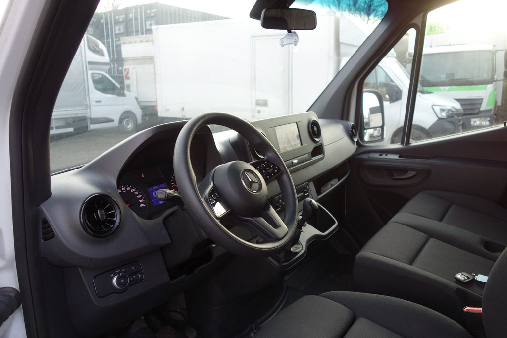 Mercedes-Benz Sprinter 2021