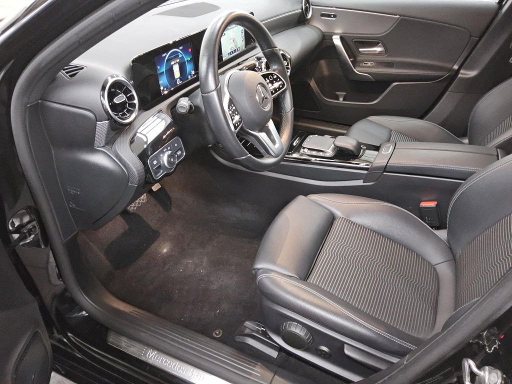 Mercedes-Benz A 180 2022