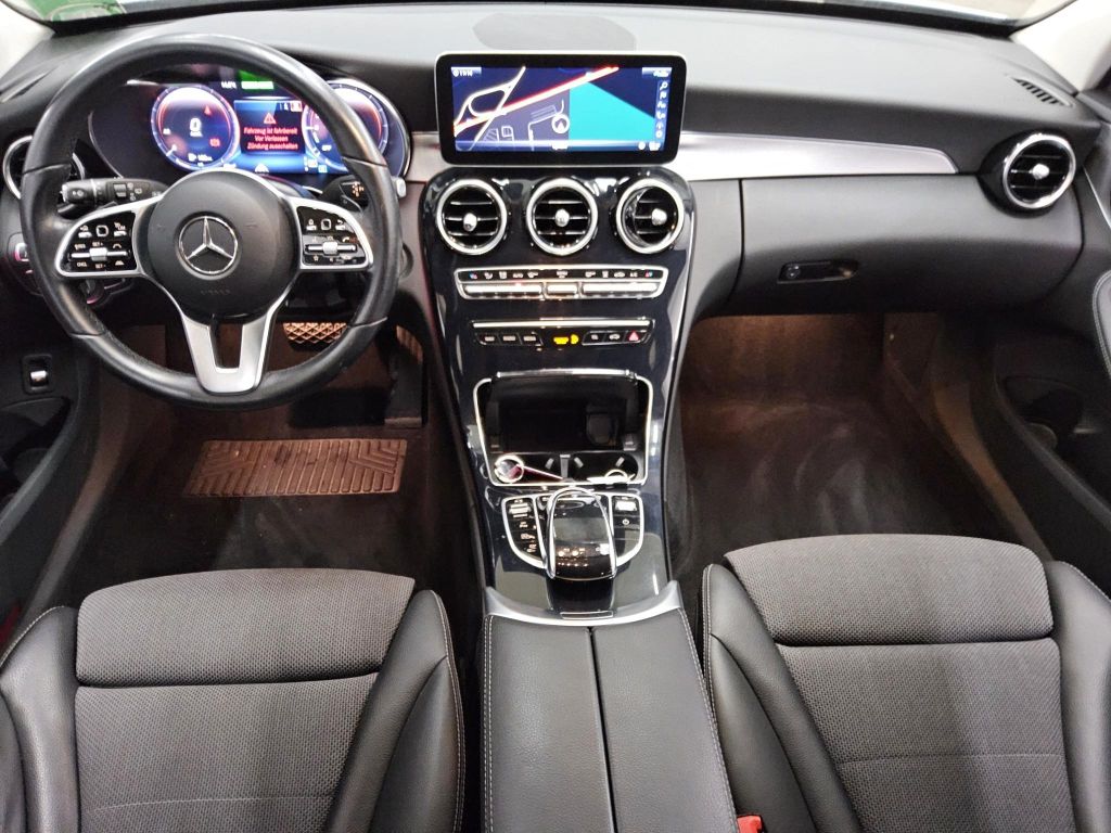 Mercedes-Benz C 300 2021