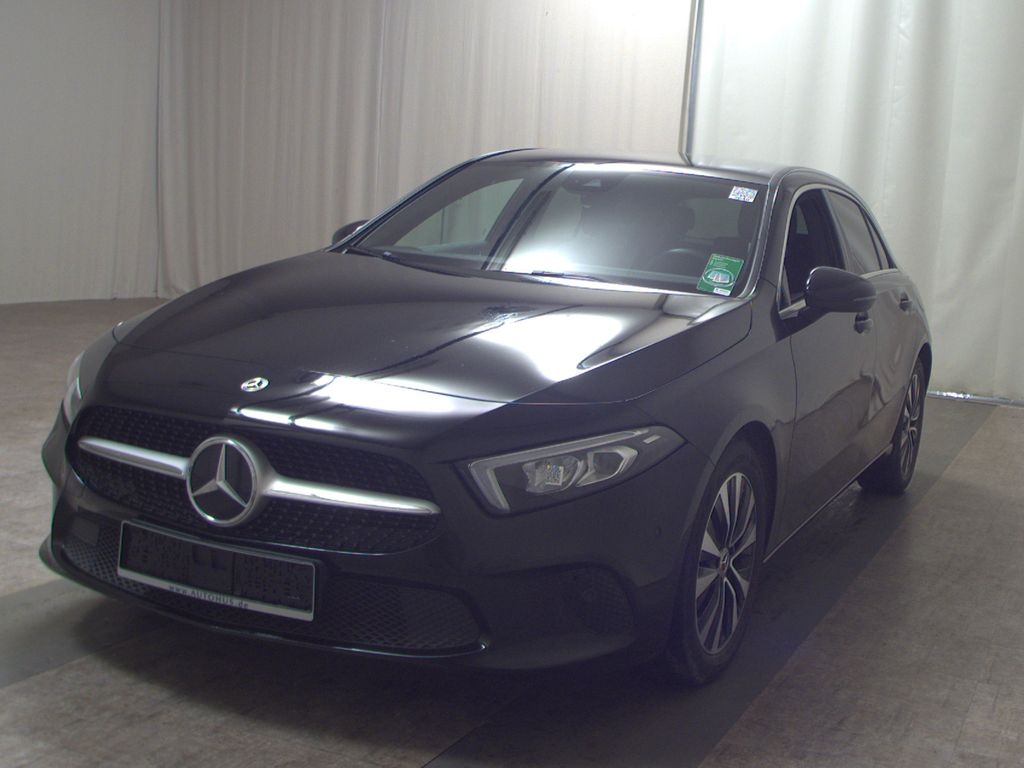 Mercedes-Benz A 180 2022