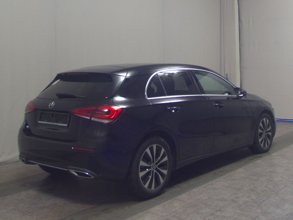 Mercedes-Benz A 180 2022