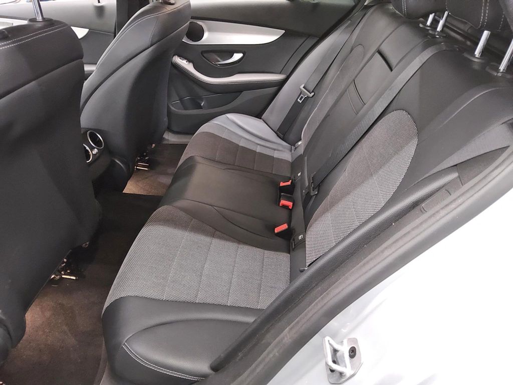 Mercedes-Benz C 300 2021