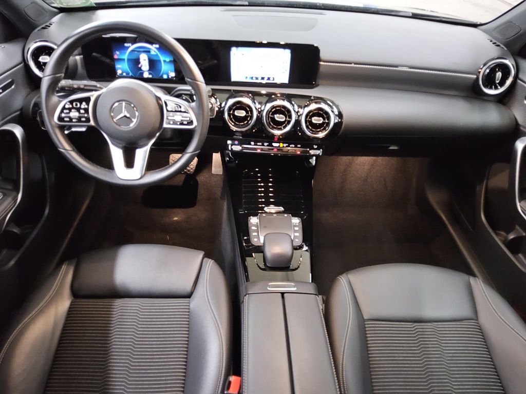 Mercedes-Benz A 180 2022