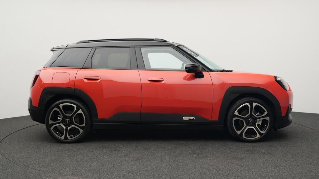 MINI John Cooper Works 2025