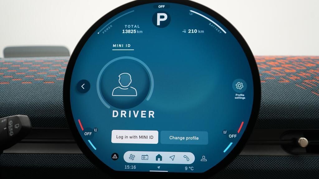 MINI John Cooper Works 2025