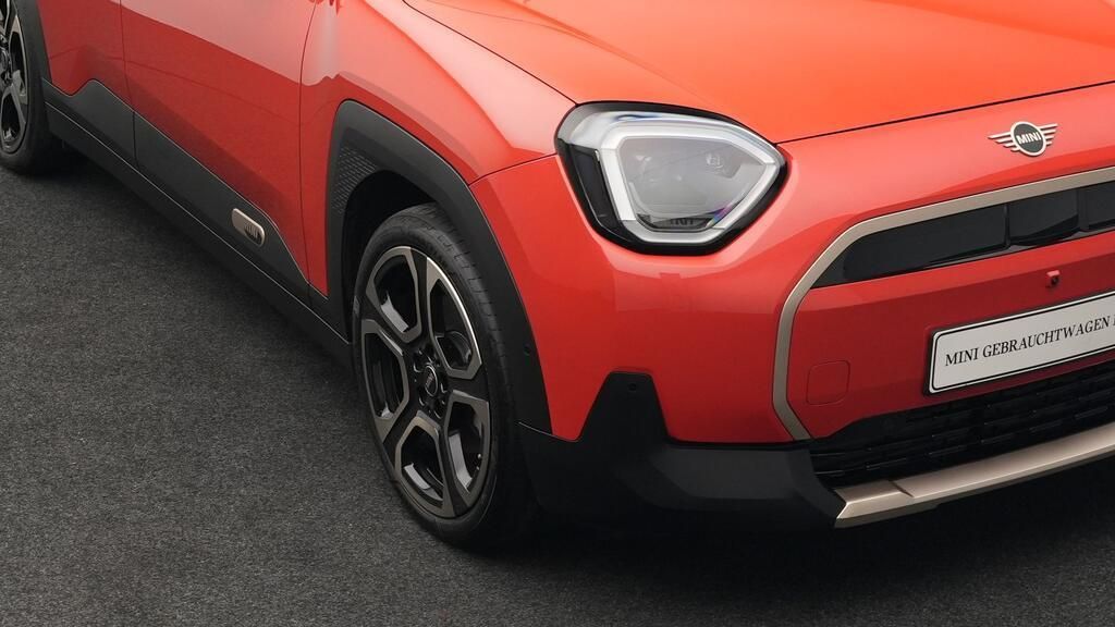 MINI John Cooper Works 2025