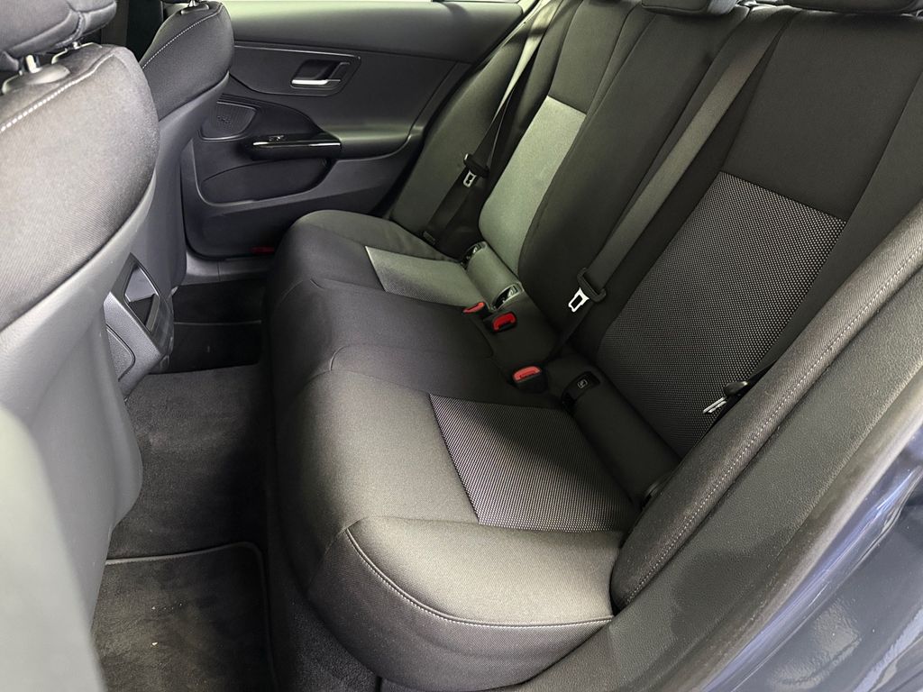 Mercedes-Benz C 200 2023