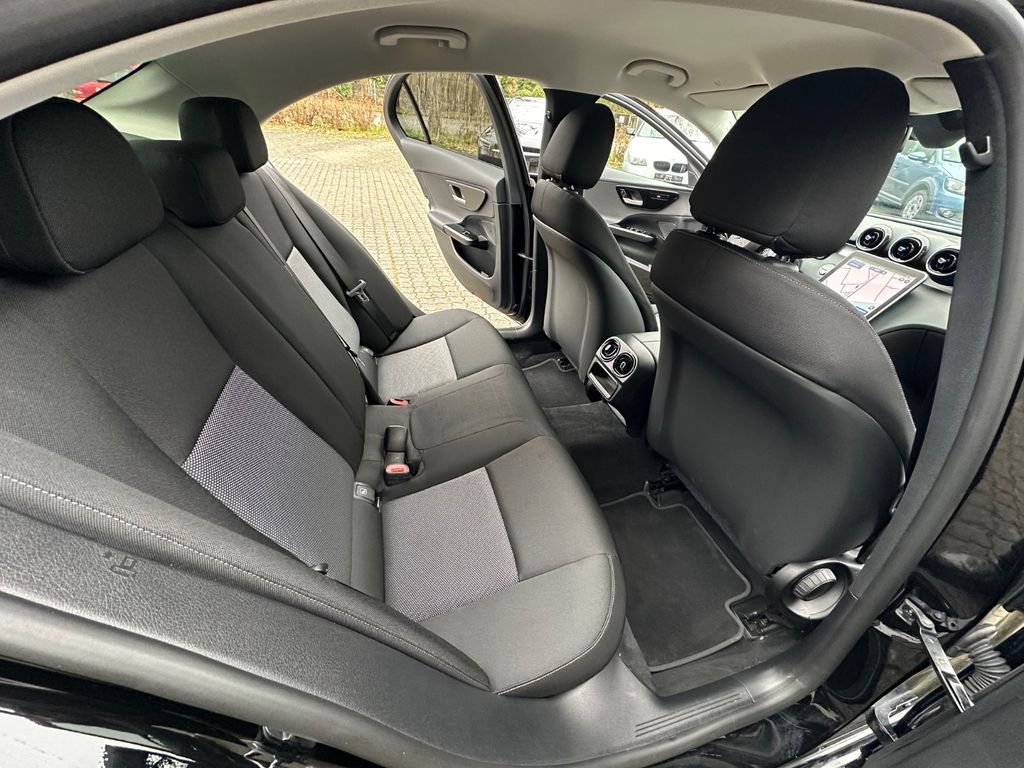 Mercedes-Benz C 220 2023