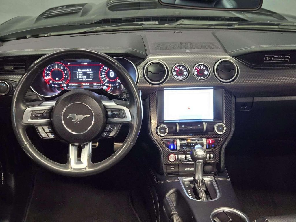 Ford Mustang 2020