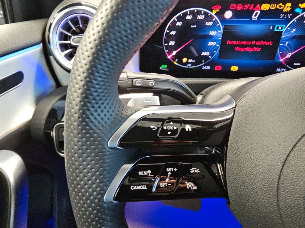 Mercedes-Benz A 200 2024