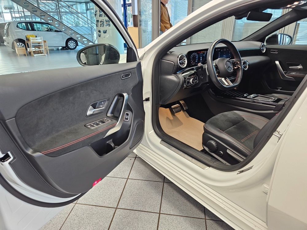 Mercedes-Benz A 250 2024