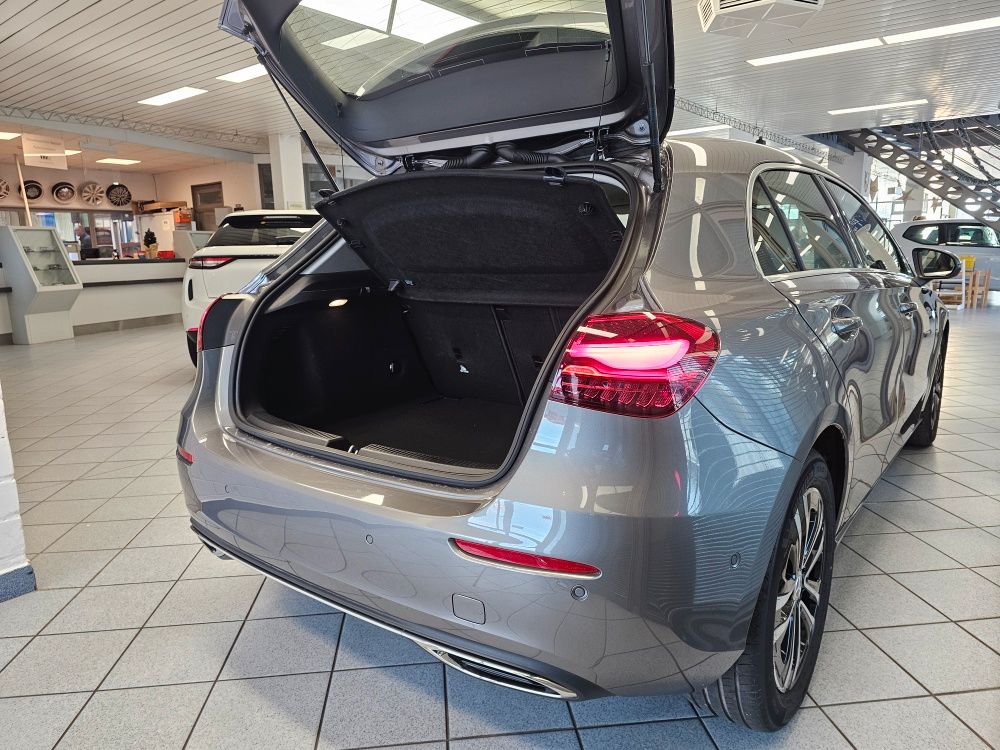 Mercedes-Benz A 180 2024