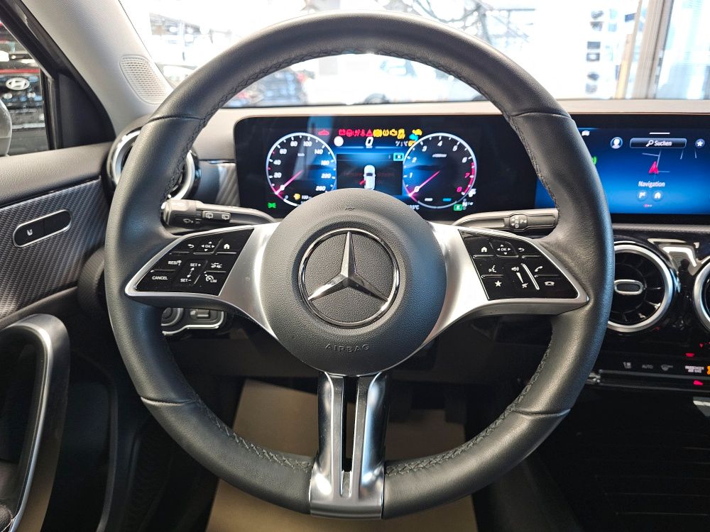 Mercedes-Benz A 180 2024