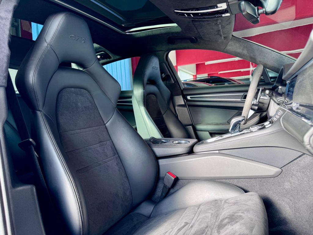 Porsche Panamera 2019