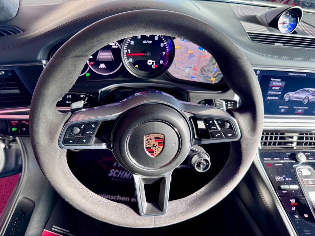 Porsche Panamera 2019