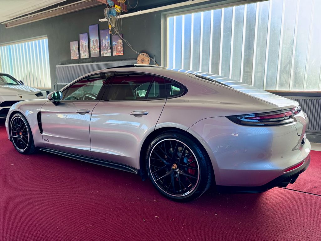 Porsche Panamera 2019