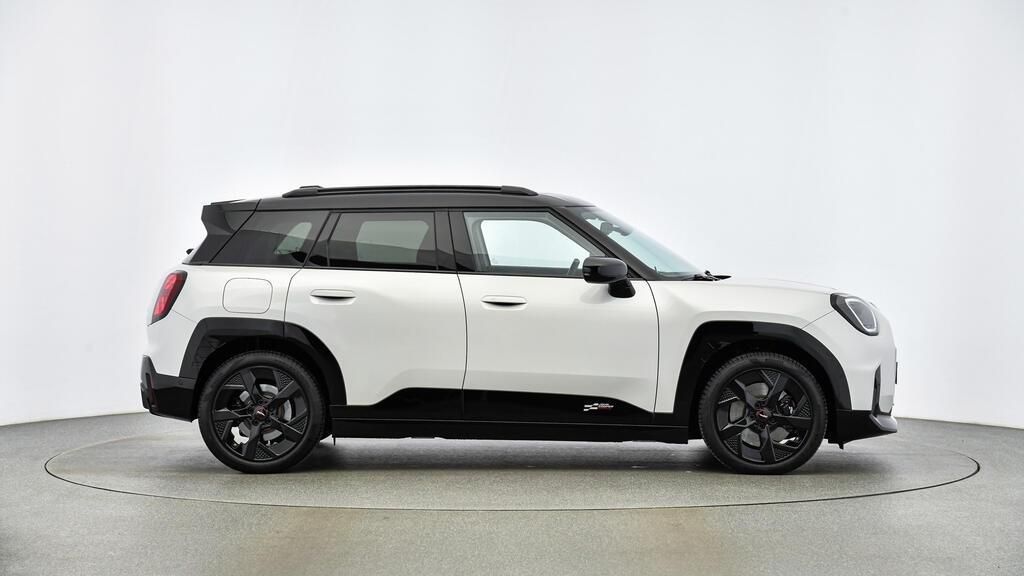 MINI John Cooper Works 2025