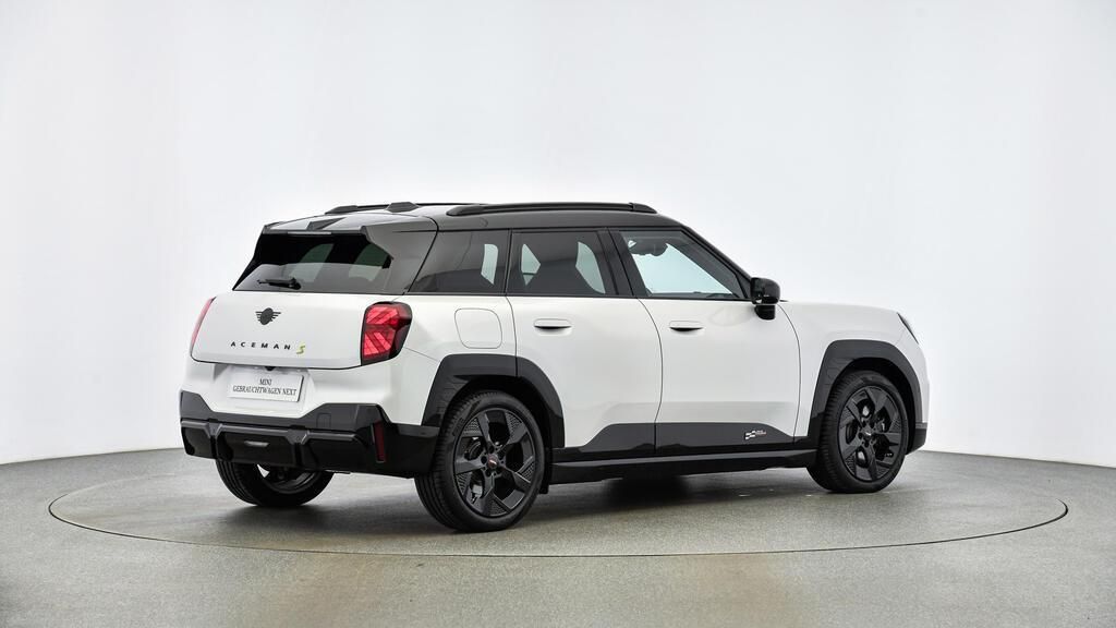 MINI John Cooper Works 2025