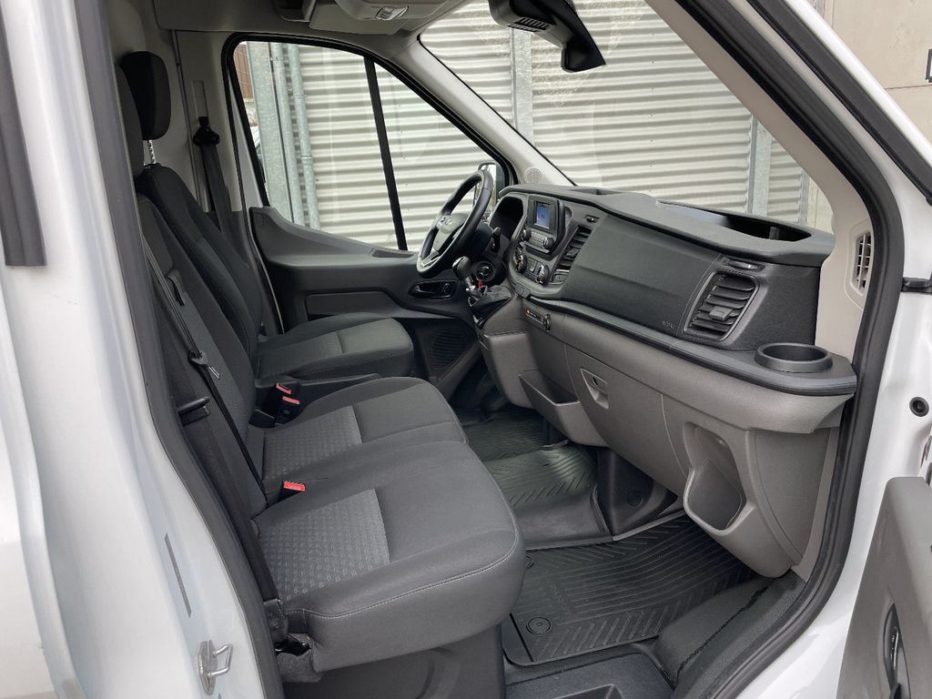 Ford Transit 2021
