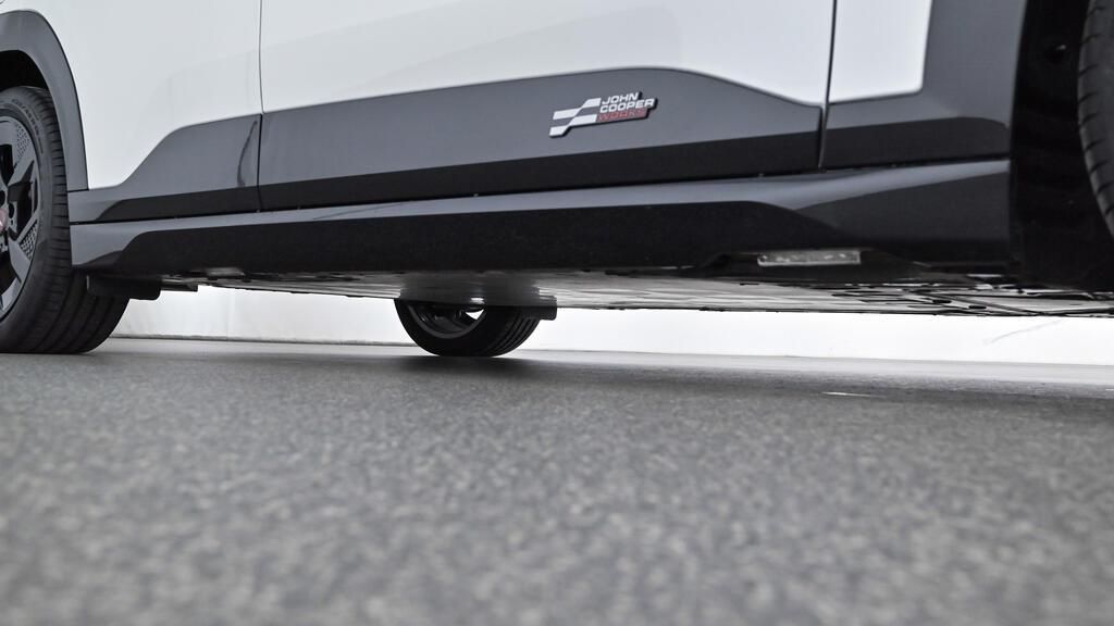 MINI John Cooper Works 2025