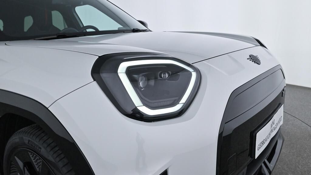 MINI John Cooper Works 2025