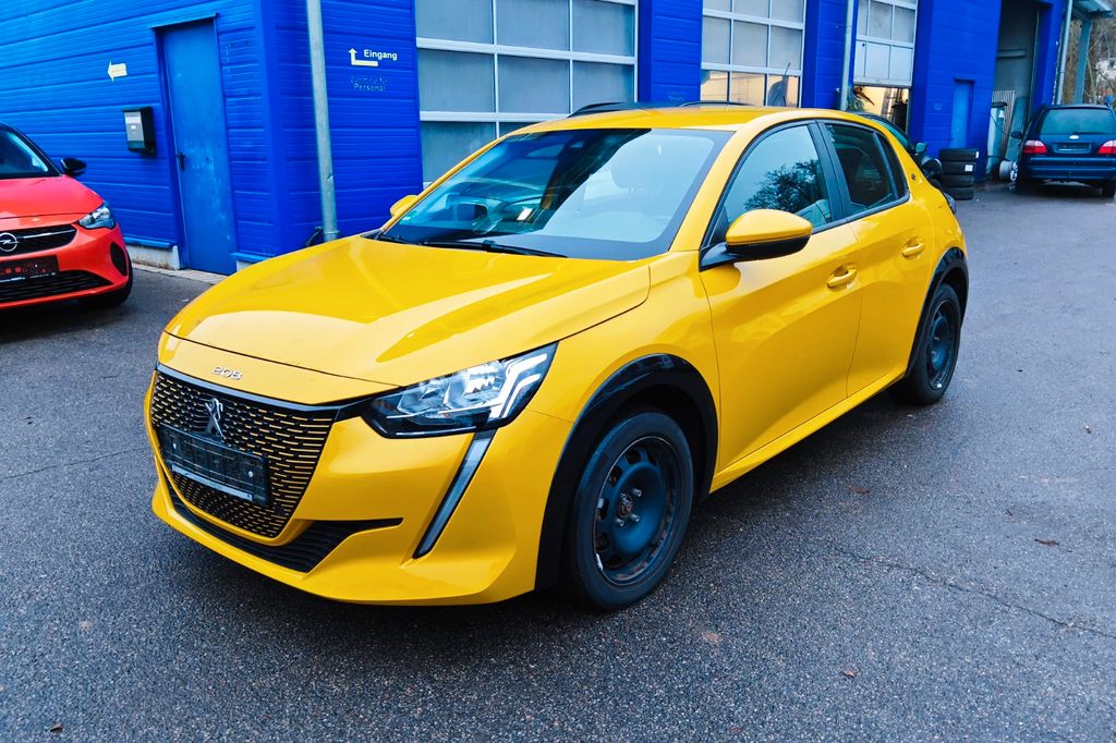 Peugeot 208 2021